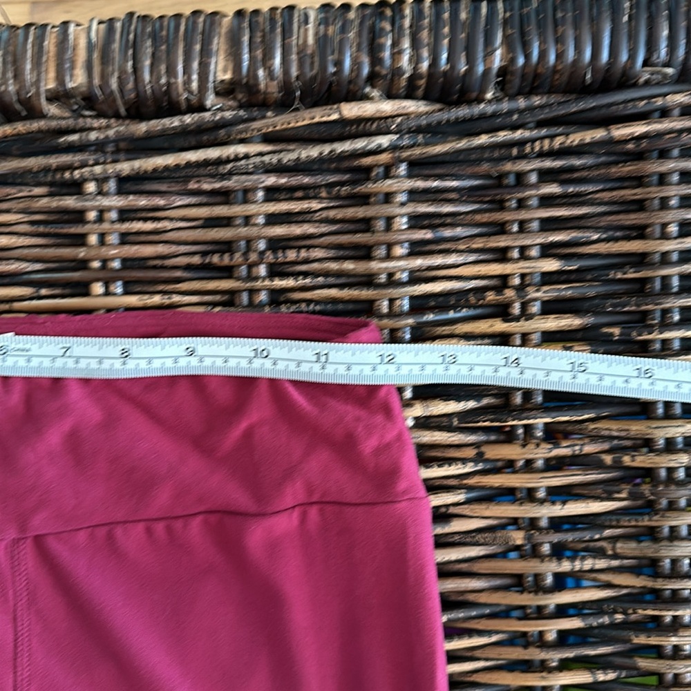 Lularoe OS Leggings, Solid Raspberry Pink/Red - Picture 4 of 6